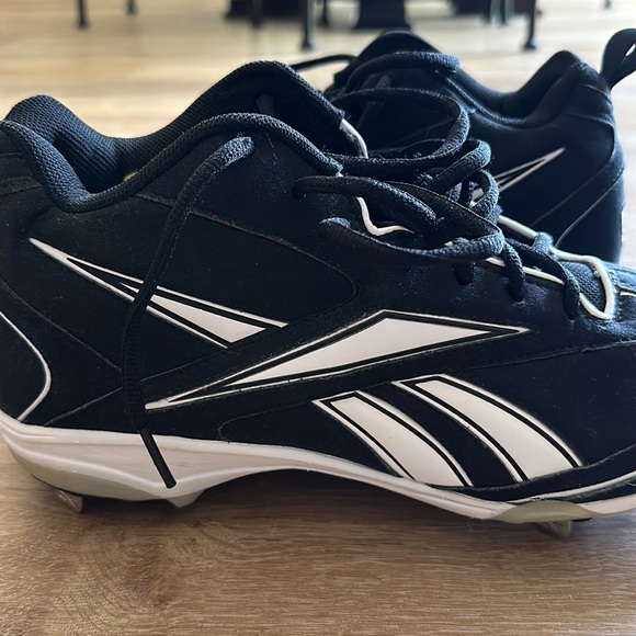 MLB Reebok cleats - Picture 2 of 8